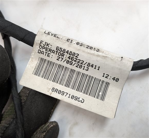 Thumbnail 6: 2014 AUDI Q5 (B8 8R) FRONT PARK ASSIST PDC DISTANCE CONTROL SENSOR SET/4 (Black)