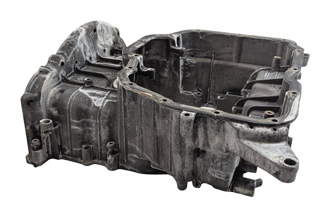 Thumbnail 4: 2014 PORSCHE CAYENNE (958) 3.0L DIESEL (MCB.RB) UPPER ENGINE MOTOR OIL FLUID PAN