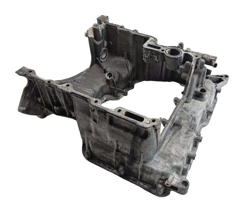 Thumbnail 5: 2014 PORSCHE CAYENNE (958) 3.0L DIESEL (MCB.RB) UPPER ENGINE MOTOR OIL FLUID PAN