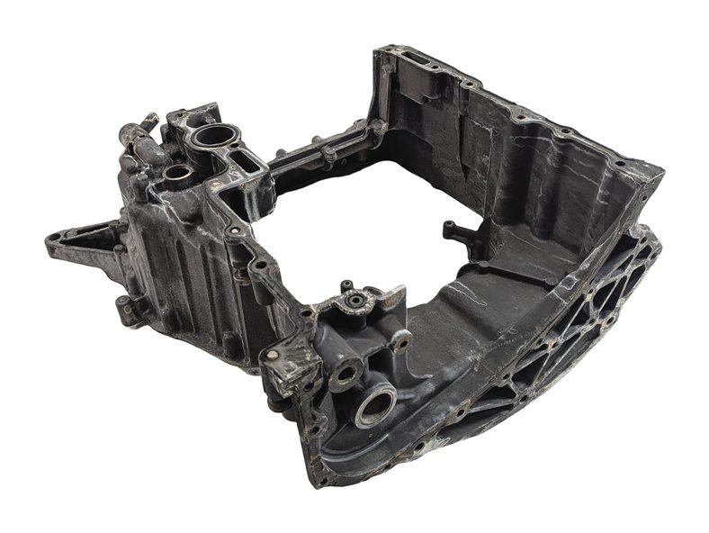 Thumbnail 6: 2014 PORSCHE CAYENNE (958) 3.0L DIESEL (MCB.RB) UPPER ENGINE MOTOR OIL FLUID PAN