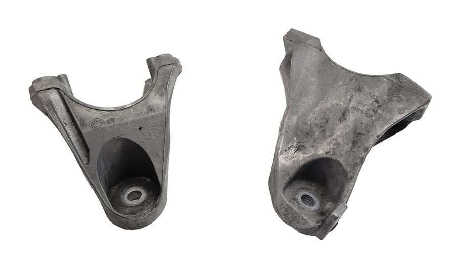 Thumbnail 7: 2014 PORSCHE CAYENNE (958) 3.0L DIESEL (MCB.RB) ENGINE MOTOR MOUNT BRACKET SET/2