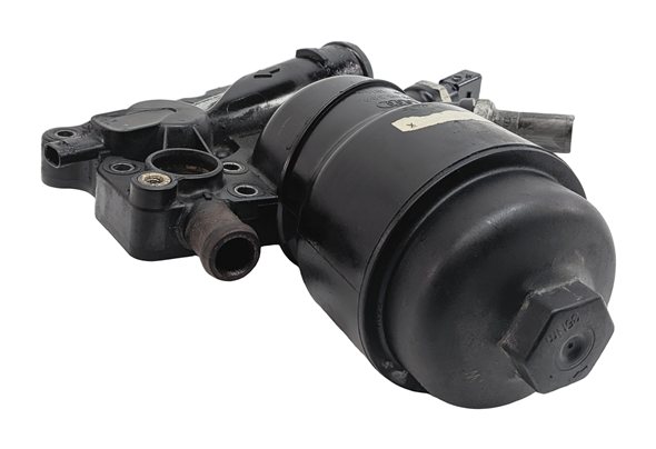 Thumbnail 2: 2014 PORSCHE CAYENNE (958) 3.0L DIESEL (MCB.RB) ENGINE MOTOR OIL FILTER HOUSING