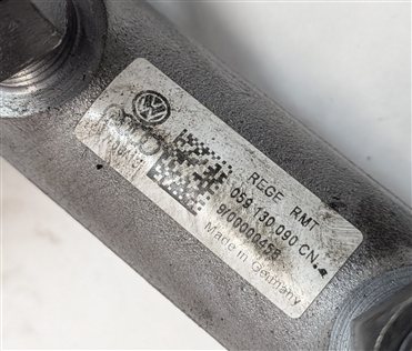 Thumbnail 5: 2014 PORSCHE CAYENNE (958) 3.0L MCB.RB RIGHT DIESEL FUEL INJECTOR RAIL w/ LINES