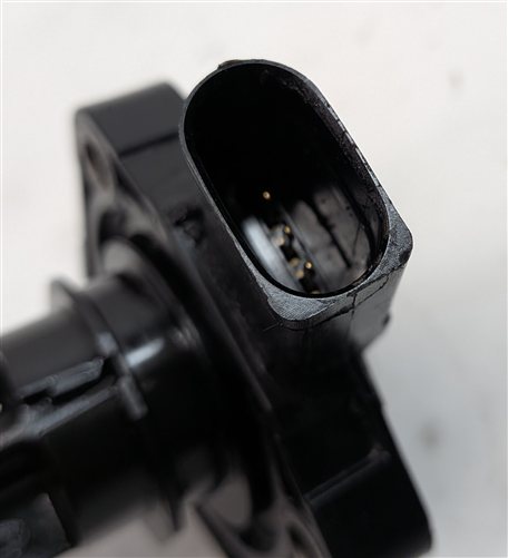 Thumbnail 6: 14 PORSCHE CAYENNE (958) 3.0L DIESEL MCB.RB ENGINE MOTOR OIL FLUID LEVEL SENSOR