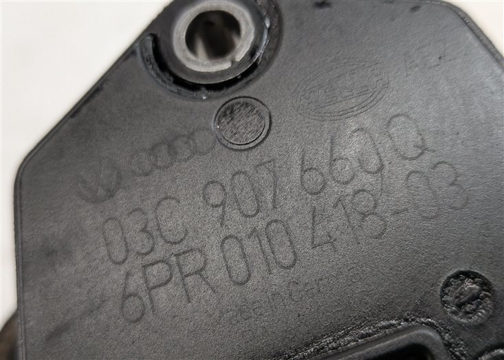 Thumbnail 7: 14 PORSCHE CAYENNE (958) 3.0L DIESEL MCB.RB ENGINE MOTOR OIL FLUID LEVEL SENSOR