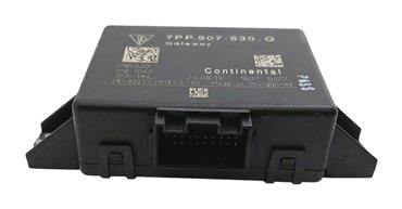Thumbnail 2: 2014 PORSCHE CAYENNE (958) 3.0L DIESEL (MCB.RB) ENGINE GATEWAY CONTROL MODULE