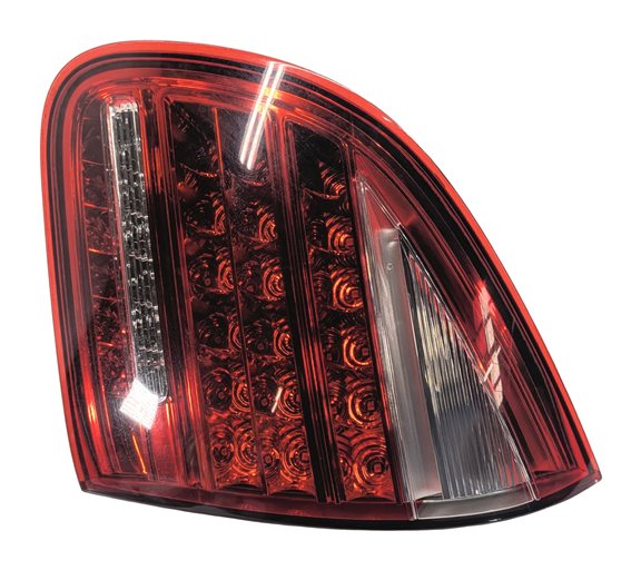 Thumbnail 3: 2011-2014 PORSCHE CAYENNE (958) RIGHT PASSENGER INNER TRUNK TAILLIGHT LIGHT LAMP
