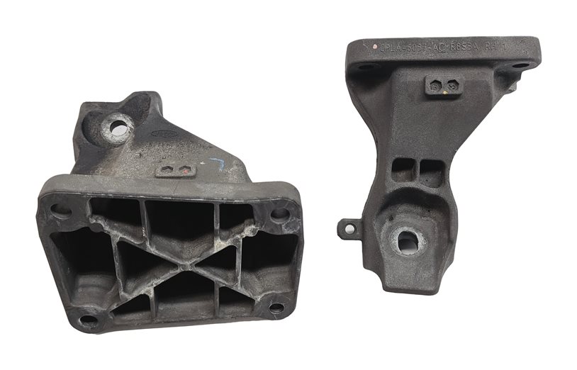 Thumbnail 2: 2015 RANGE ROVER SPORT (L494) 3.0L SUPER AJ126 ENGINE MOTOR MOUNT BRACKET SET/2