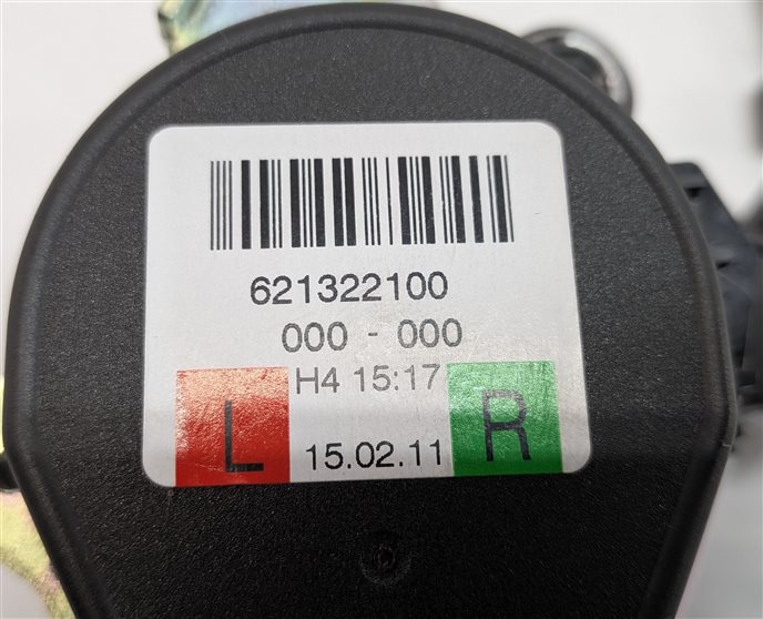 Thumbnail 5: 2015 RANGE ROVER SPORT (L494) REAR LEFT 2ND ROW SEAT SEATBELT RETRACTOR (Black)
