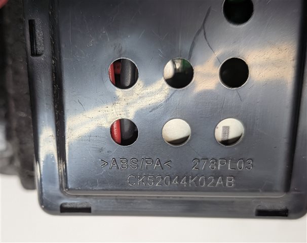Thumbnail 7: 14-20 ROVER SPORT L494 FRONT CENTER CONSOLE REFRIGERATOR BOX COOLER COMPARTMENT