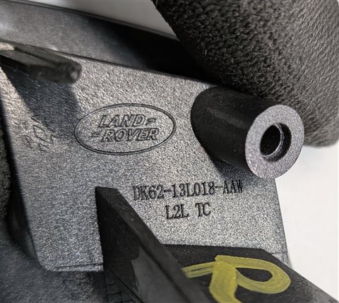 Thumbnail 7: 2015 RANGE ROVER SPORT (L494) FRONT RIGHT HEADLIGHT WASHER NOZZLE COVER (Grey)
