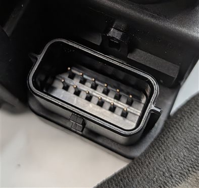 Thumbnail 6: 2015 RANGE ROVER SPORT (L494) REAR AIR SUSPENSION VALVE BLOCK SOLENOID MANIFOLD