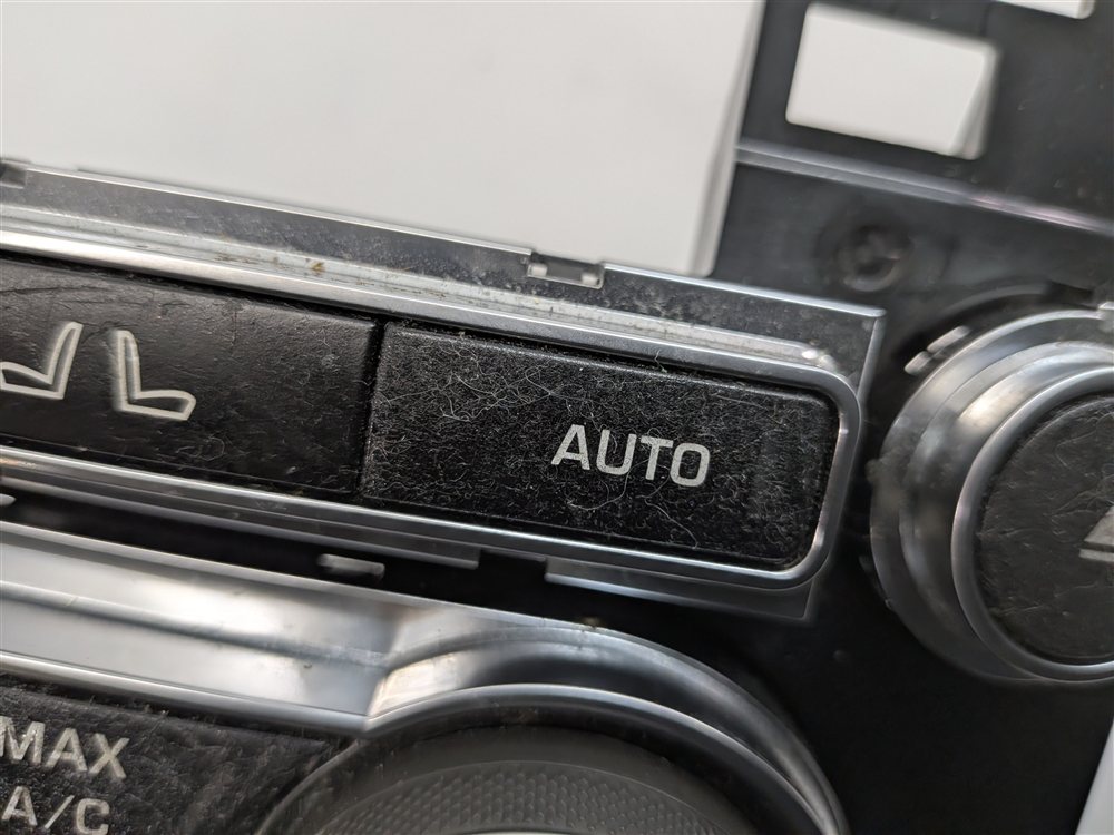 Thumbnail 12: 14-15 RANGE ROVER SPORT (L405 L494) FRONT HEATER A/C TEMPERATURE RADIO CONTROL