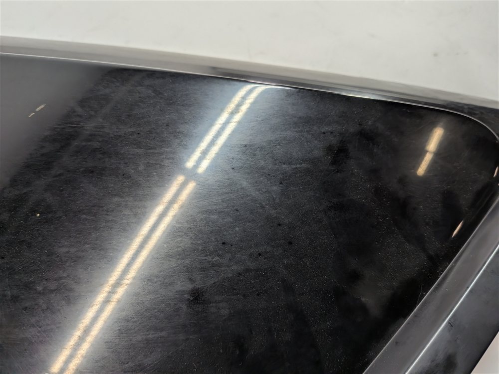 Thumbnail 10: 2015 RANGE ROVER SPORT (L494) REAR LEFT QUARTER D-PILLAR MOLDING GLOSS BLACK