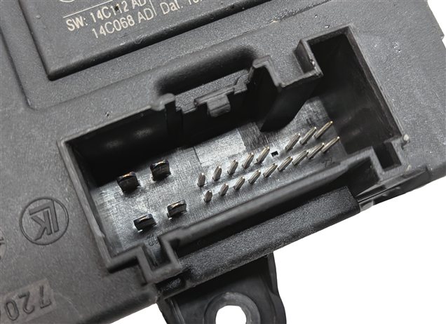 Thumbnail 4: 2014-2015 RANGE ROVER SPORT (L405 L494) REAR LEFT or RIGHT DOOR CONTROL MODULE