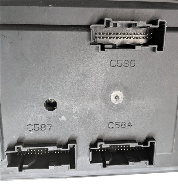 Thumbnail 5: 2015 RANGE ROVER SPORT (L494) 3.0L CABIN SAM MODULE FUSE BOX RELAY CARRIER