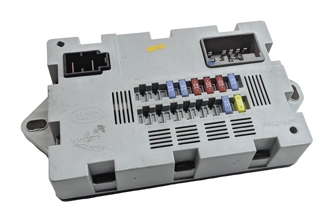 Thumbnail 3: 2015 RANGE ROVER SPORT (L494) 3.0L REAR CABIN SAM FUSE BOX RELAY CARRIER MODULE