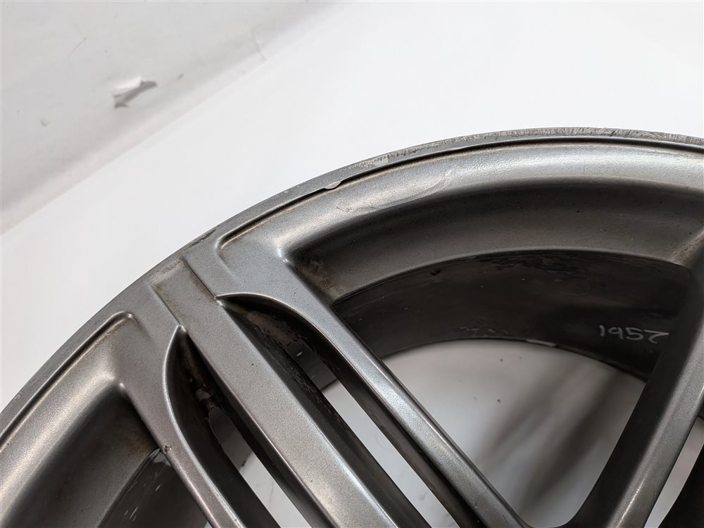 Thumbnail 12: 10-15 AUDI Q7 (4L) 21x10  ALUMINUM ALLOY 5 TRIPLE 15-SPOKE WHEEL RIM (OPT: C7F)