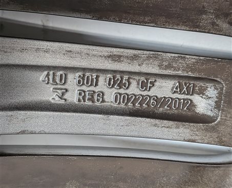 Thumbnail 6: 10-15 AUDI Q7 (4L) 21x10  ALUMINUM ALLOY 5 TRIPLE 15-SPOKE WHEEL RIM (OPT: C7F)