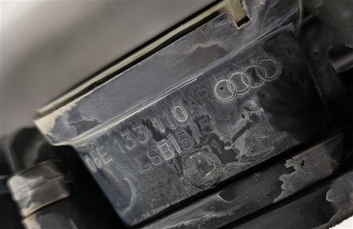 Thumbnail 8: 12-17 AUDI A6 A7 Q5 S5 SQ5 (C7 4G8 B8 8T 8R) RIGHT INTAKE MANIFOLD DIFFUSER RAIL