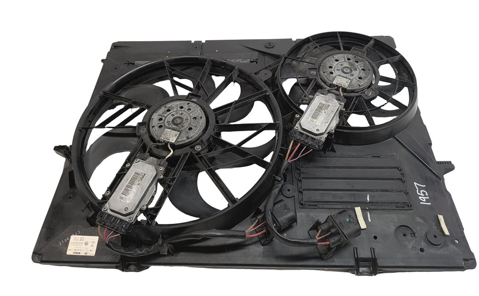 Thumbnail 5: 11-15 AUDI Q7 (4L) 3.0L ENGINE RADIATOR COOLING FAN (FOR MODELS w/ HITCH OPTION)
