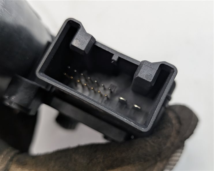 Thumbnail 6: 2007-2014 AUDI Q7 (4L) PANORAMIC SUNROOF MOTOR SUN ROOF MOTOR SUNSHADE MOTOR