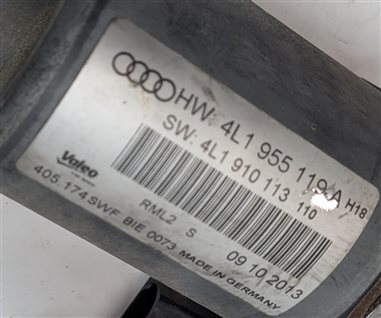 Thumbnail 7: 2007-2015 AUDI Q7 (4L) FRONT WINDSHIELD WIPER MOTOR w/ LINKAGE