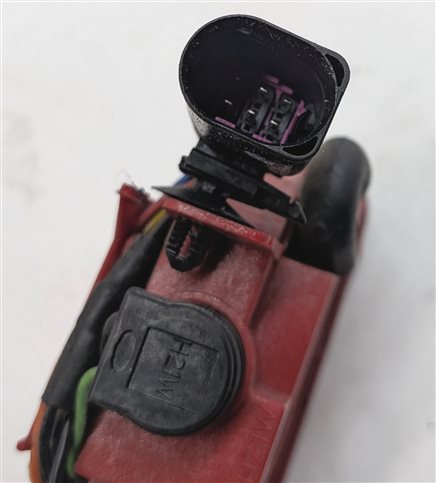 Thumbnail 6: 2007-2015 AUDI Q7 (4L) REAR RIGHT PASSENGER BUMPER LOWER TAILLIGHT LIGHT LAMP