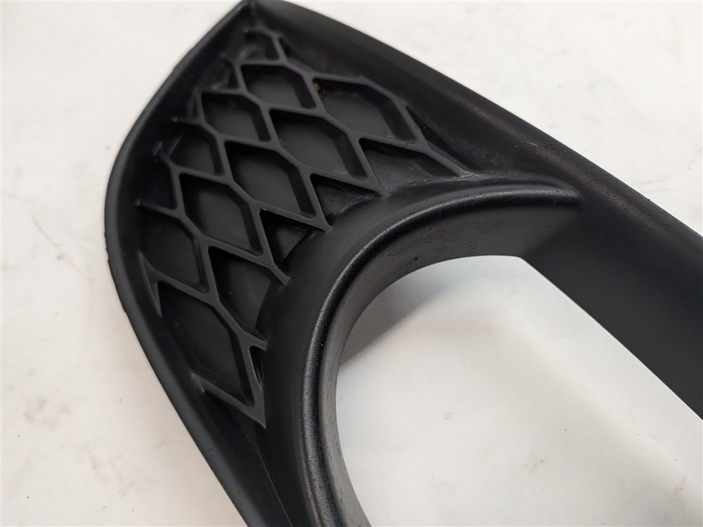 Thumbnail 10: 2014 AUDI Q7 (4L) FRONT LEFT & RIGHT LOWER BUMPER FOGLIGHT GRILLE SET/2 (S-LINE)