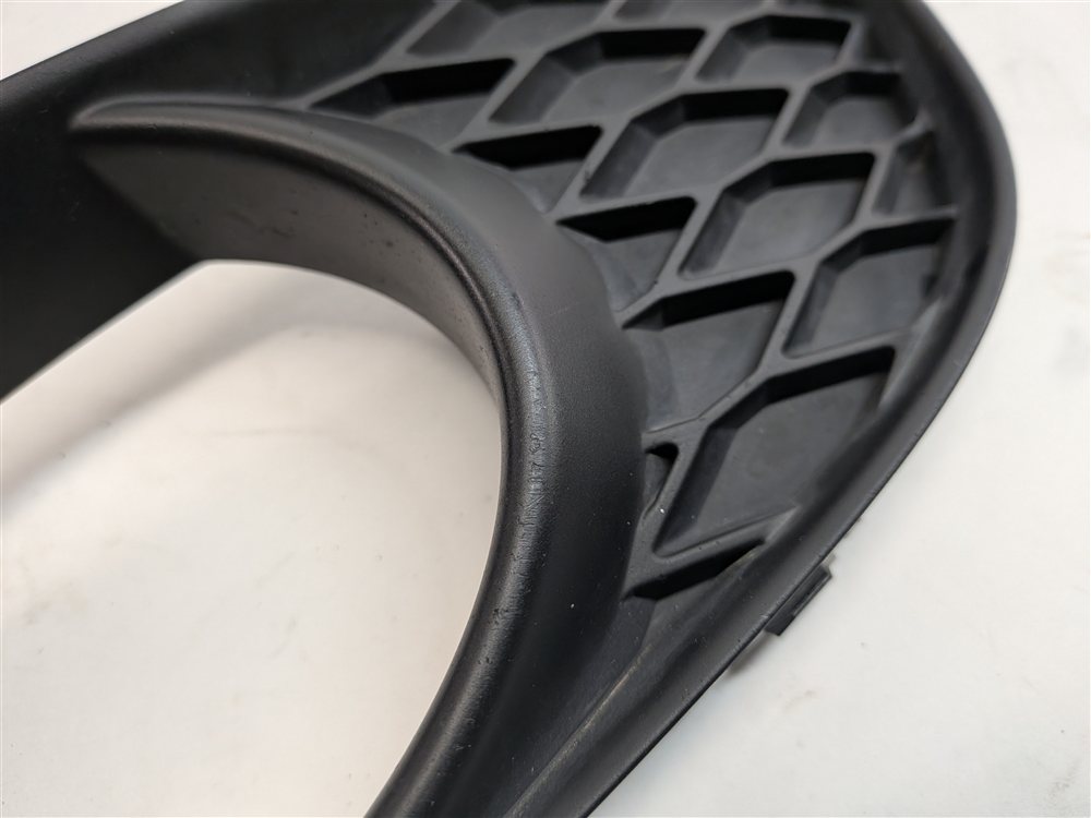 Thumbnail 7: 2014 AUDI Q7 (4L) FRONT LEFT & RIGHT LOWER BUMPER FOGLIGHT GRILLE SET/2 (S-LINE)