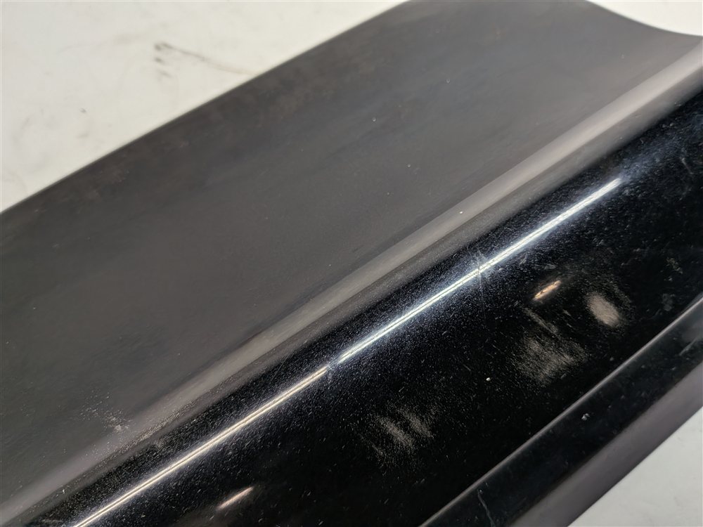 Thumbnail 7: 08-15 AUDI Q7 (4L) FRONT LEFT DRIVER LOWER DOOR TRIM MOULDING w/ S LINE (Black)