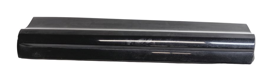 Thumbnail 2: 08-15 AUDI Q7 (4L) REAR RIGHT LOWER DOOR TRIM MOULDING w/ S LINE (Black)