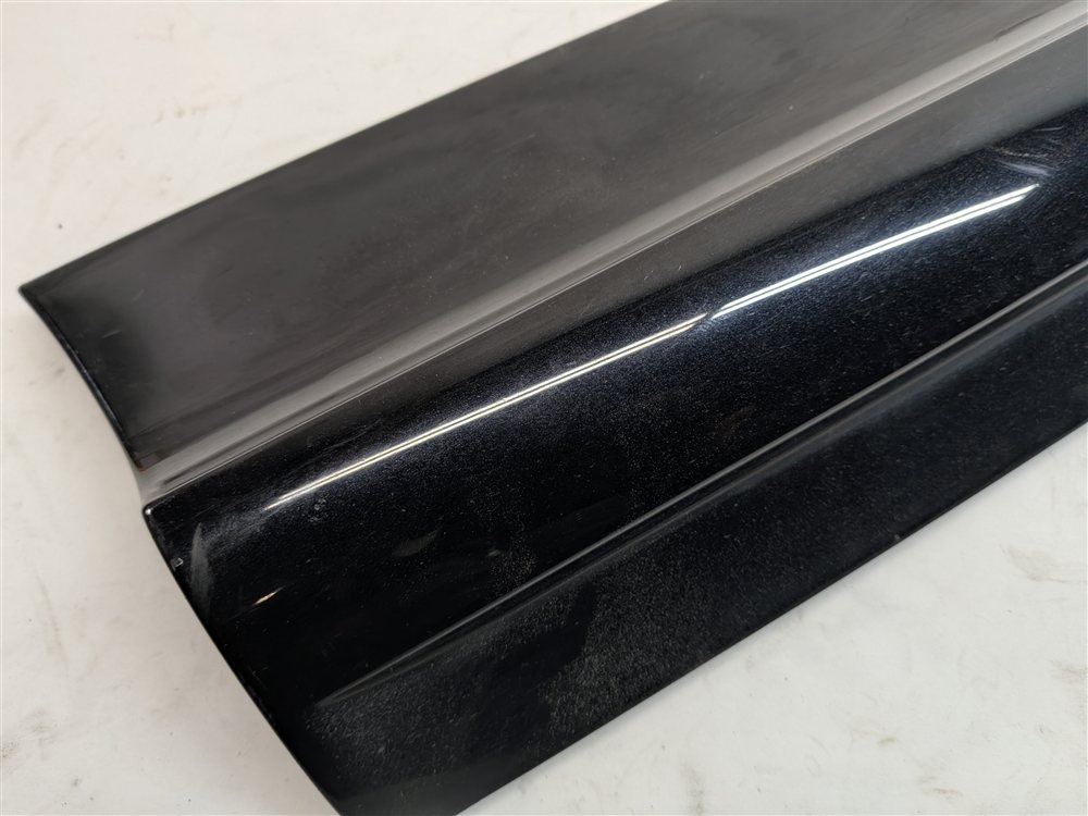 Thumbnail 5: 08-15 AUDI Q7 (4L) REAR RIGHT LOWER DOOR TRIM MOULDING w/ S LINE (Black)