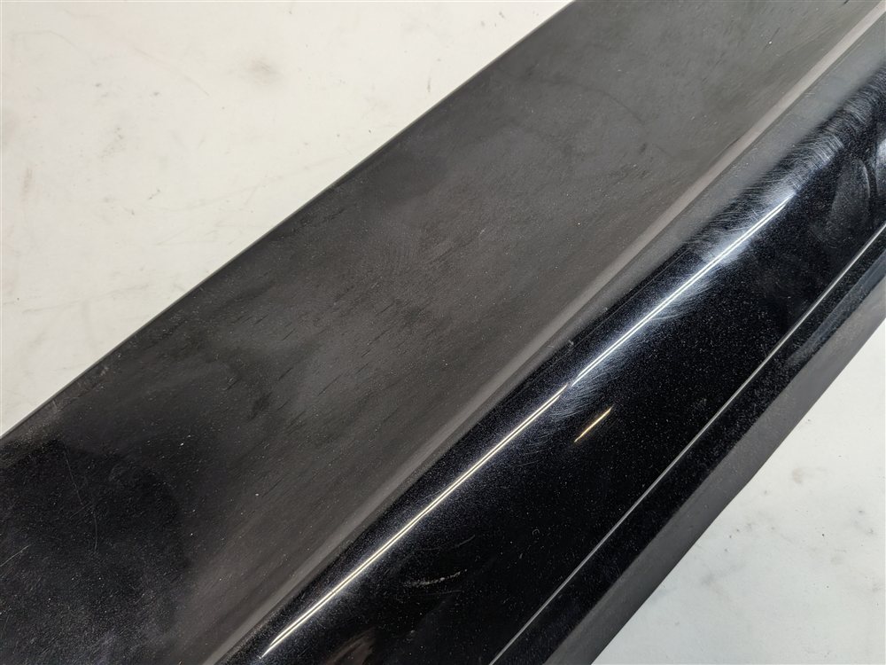 Thumbnail 6: 08-15 AUDI Q7 (4L) REAR RIGHT LOWER DOOR TRIM MOULDING w/ S LINE (Black)