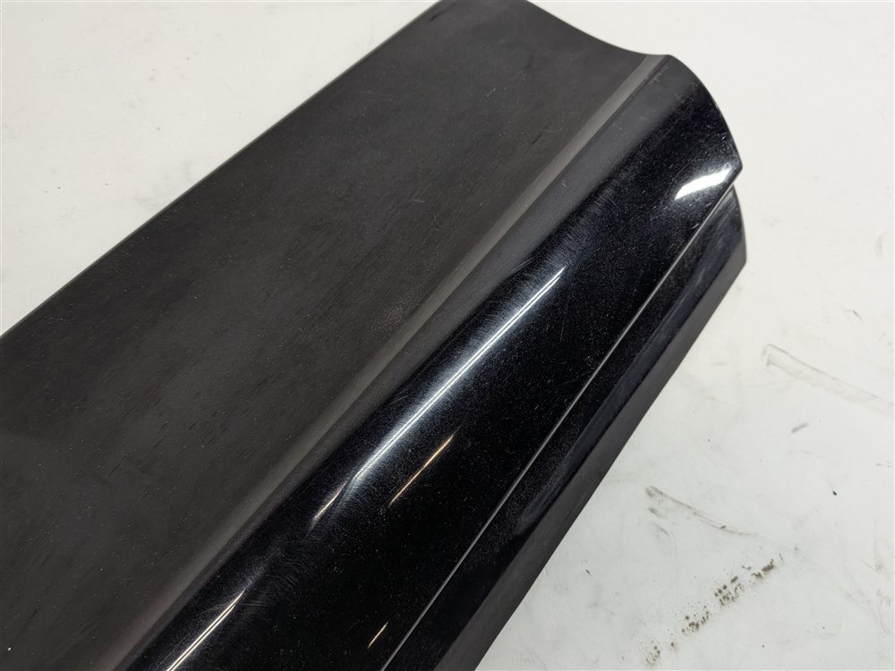Thumbnail 8: 08-15 AUDI Q7 (4L) REAR RIGHT LOWER DOOR TRIM MOULDING w/ S LINE (Black)