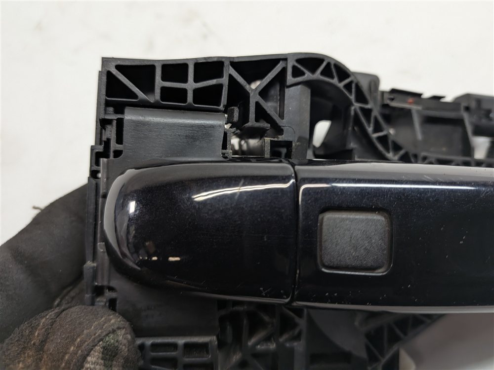 Thumbnail 10: 2007-2015 AUDI Q7 (4L) REAR RIGHT KEYLESS EXTERIOR DOOR HANDLE (Black)