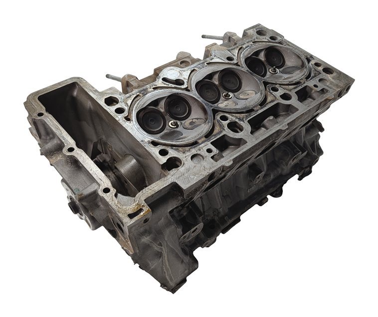 Thumbnail 1: 2013-2015 AUDI Q7 (4L) 3.0L SUPERCHARGED ENGINE LEFT CYLINDER HEAD