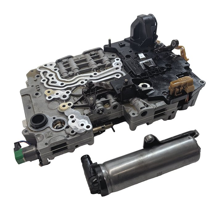14 BMW X3 X5 F25 F15 3.0L TURBO AUTOMATIC TRANSMISSION VALVE BODY w/PUMP