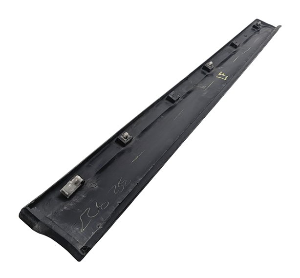 Thumbnail 4: 11-18 BMW X3 X4 (F25 26) FRONT LEFT LOWER DOOR MOULDING TRIM (w/o M or X-LINE)