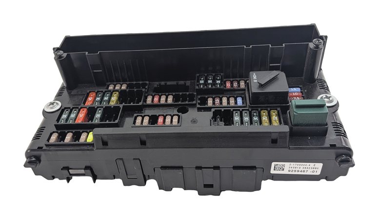 Thumbnail 2: 2014 BMW X3 (F25) 3.0L FRONT POWER DISTRIBUTION FUSE BOX RELAY CARRIER