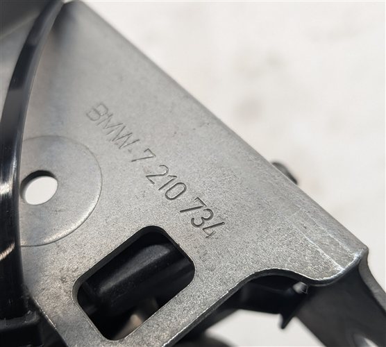 Thumbnail 7: 2014 BMW X3 (F25) HOOD LATCH RELEASE LEVER w/ CABLE