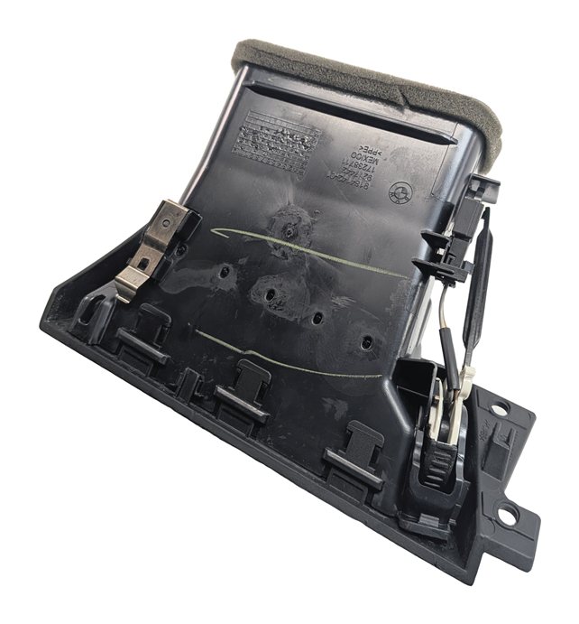 Thumbnail 4: 2014 BMW X3 (F25) FRONT RIGHT DASH HEAT AIR AC VENT (Black)