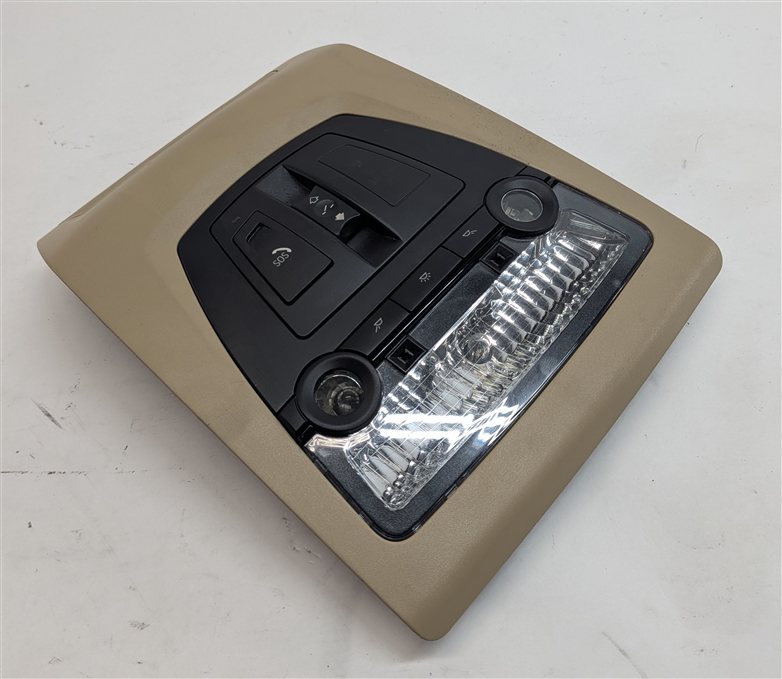 Thumbnail 4: 2014 BMW X3 (F25) OVERHEAD DOME MAP COURTESY LIGHT w/ SUNROOF (Beige)
