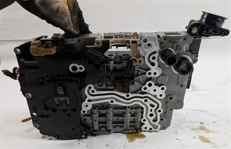 Thumbnail 9: 2013-2017 AUDI Q5 (B8 8R) AWD AUTOMATIC TRANSMISSION VALVE BODY w/HYDRAULIC PUMP