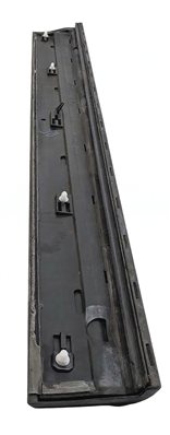 Thumbnail 5: 13-17 AUDI Q5 B8 8R FRONT RIGHT PASSENGER LOWER DOOR MOULDING TRIM PANEL (Black)