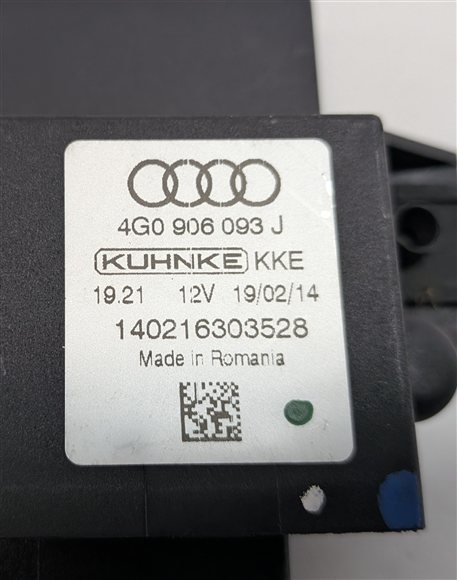 Thumbnail 6: 2014 AUDI Q5 (B8 8R) 3.0L SUPER (CTUC) ENGINE FUEL PUMP CONTROL MODULE