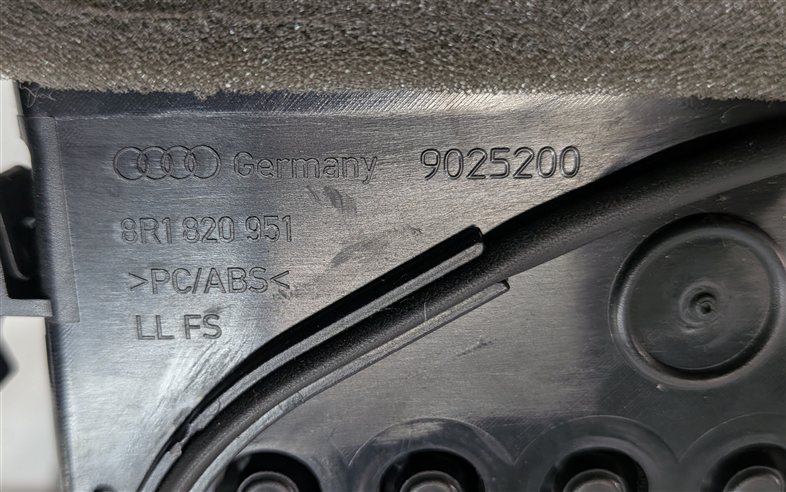 Thumbnail 5: 2014 AUDI Q5 (B8 8R) FRONT CENTER DASH HEAT AIR AC HVAC DUAL VENT (Black)