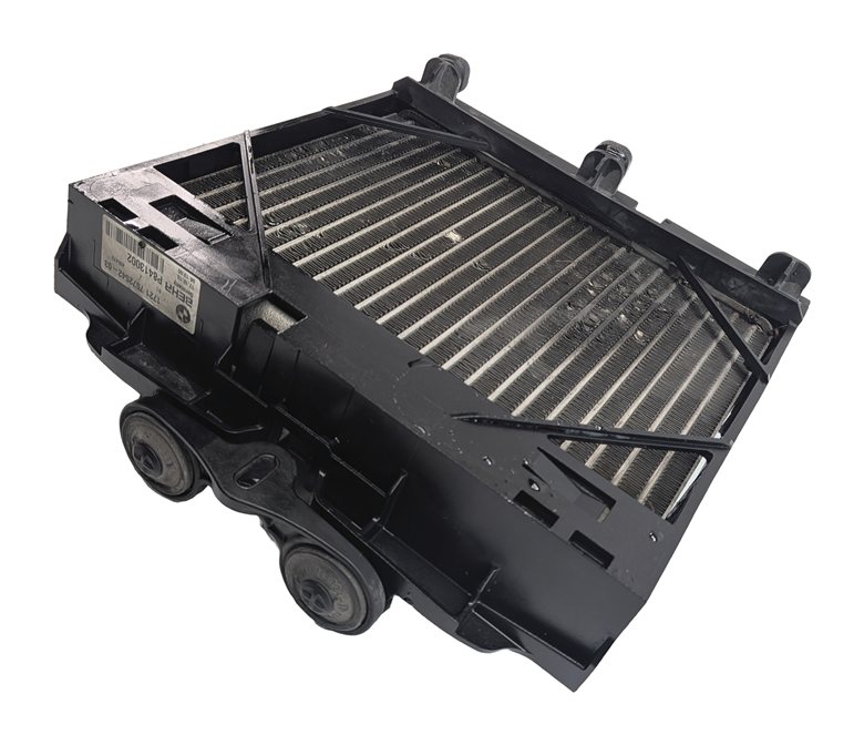 Thumbnail 3: 10-19 BMW 535i 550i 640i 740i 750i 760i (F01 F07 F10) ENGINE OIL COOLER RADIATOR