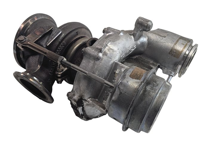 2013-2019 BMW 550i 550iGT 650i 750i X5 X6 4.4L N63 ENGINE LEFT TURBOCHARGER