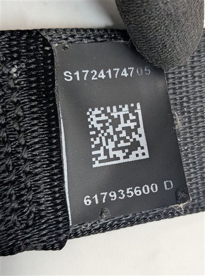 Thumbnail 6: 11-16 BMW 528i 535i 550i M5 (F10) LEFT FRONT DRIVER SEATBELT RETRACTOR (Black)